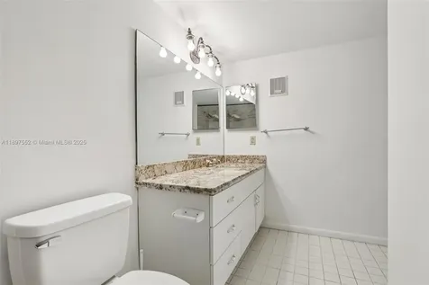 2981 N Nob Hill Road Sunrise FL 33322