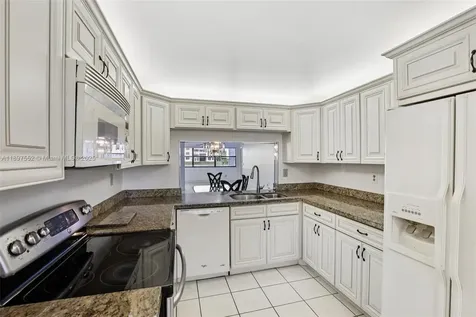 2981 N Nob Hill Road Sunrise FL 33322
