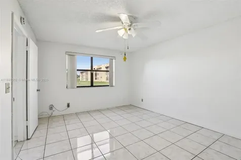 2981 N Nob Hill Road Sunrise FL 33322