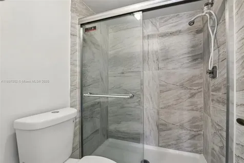 2981 N Nob Hill Road Sunrise FL 33322