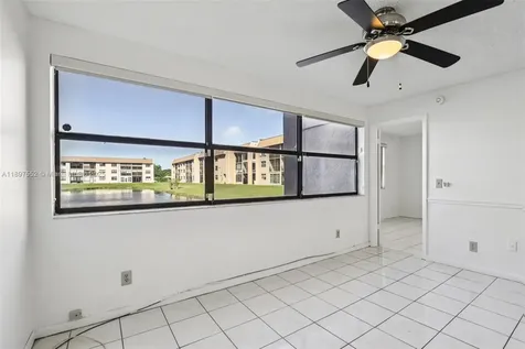 2981 N Nob Hill Road Sunrise FL 33322