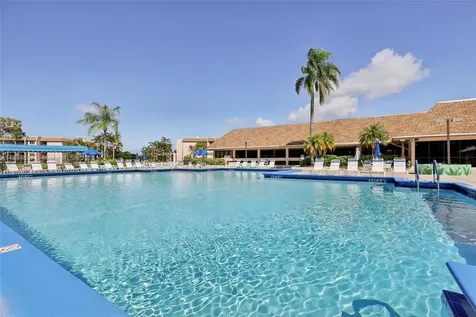 2981 N Nob Hill Road Sunrise FL 33322