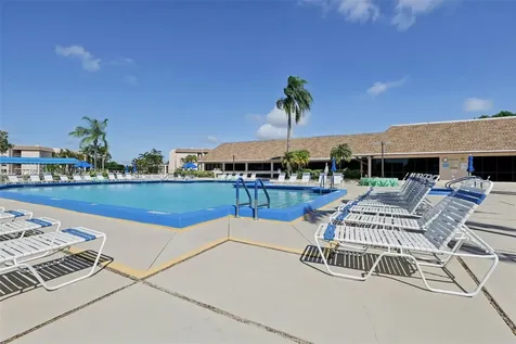 2981 N Nob Hill Road Sunrise FL 33322