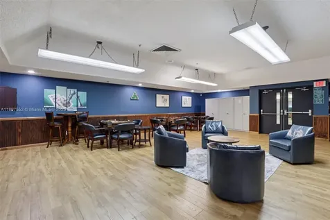 2981 N Nob Hill Road Sunrise FL 33322