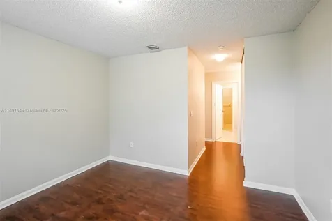 1436 NW 159 Lane Hollywood FL 33028
