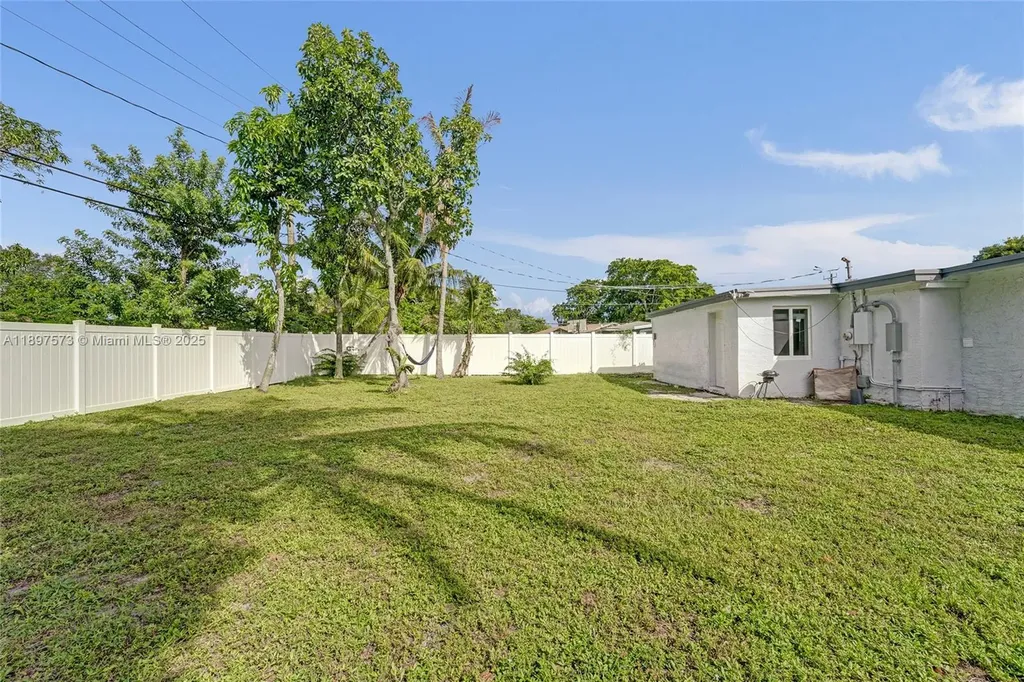 631 Arizona Avenue Fort Lauderdale FL 33312