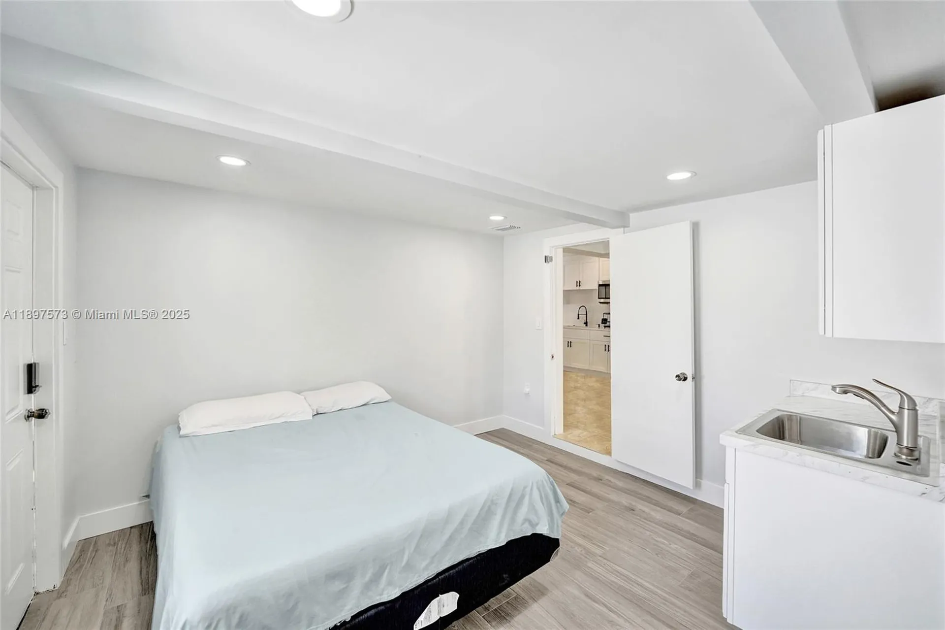 631 Arizona Avenue Fort Lauderdale FL 33312