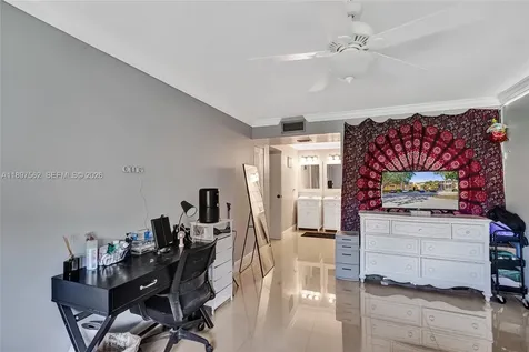 4314 NW 9th Avenue Deerfield Beach FL 33064