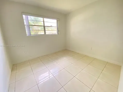 1121 NE 214th Street Miami FL 33179