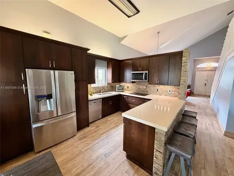 1861 SE 19th Avenue Homestead FL 33035
