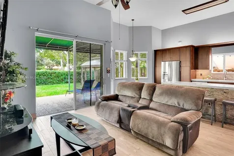 1861 SE 19th Avenue Homestead FL 33035
