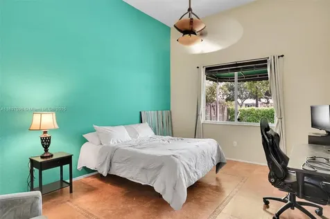 1861 SE 19th Avenue Homestead FL 33035
