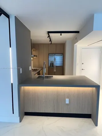 800 N Miami Avenue Miami FL 33136