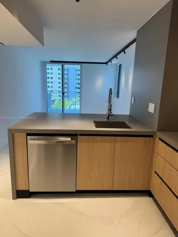 800 N Miami Avenue Miami FL 33136