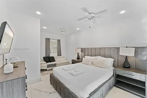1809 Coral Gardens Drive Wilton Manors FL 33306