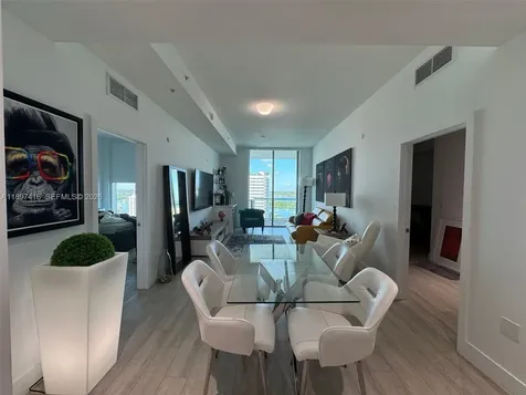 7928 East Drive North Bay Village FL 33141