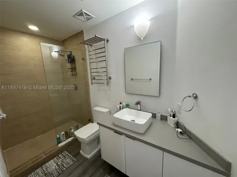 7928 East Drive North Bay Village FL 33141