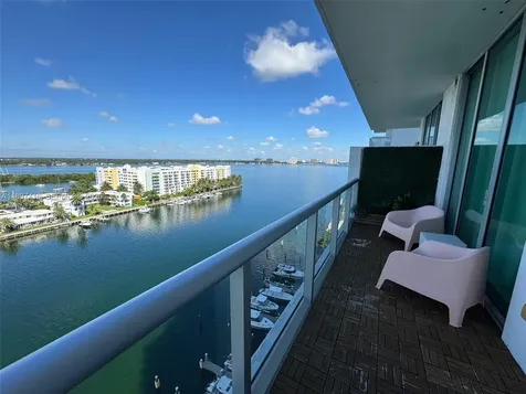7928 East Drive North Bay Village FL 33141