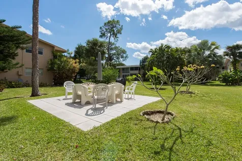 7928 East Drive North Bay Village FL 33141