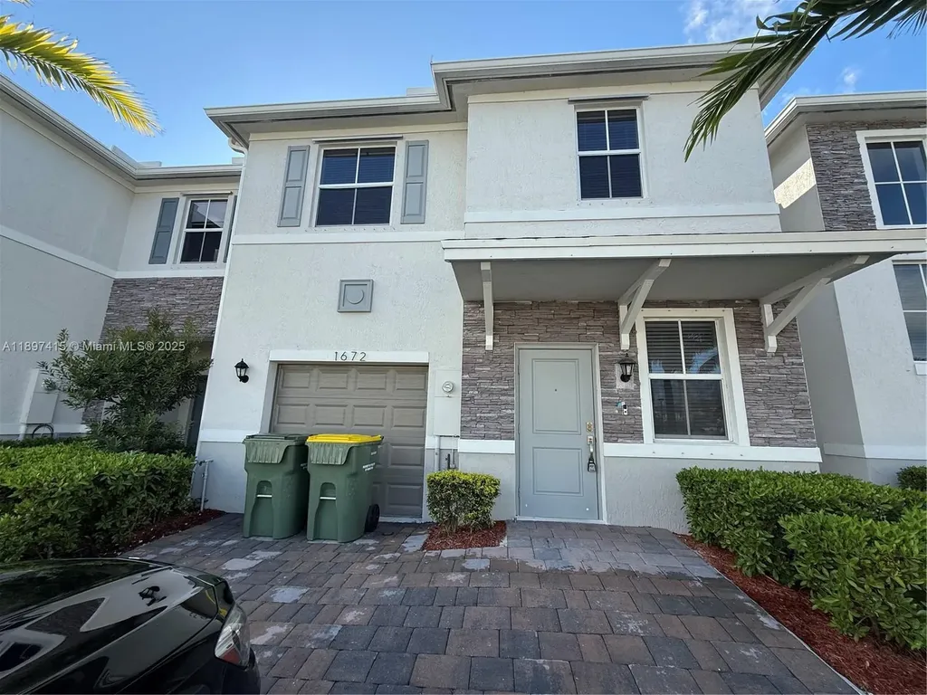 1672 SE 8th Avenue Homestead FL 33034