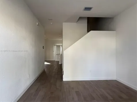 1672 SE 8th Avenue Homestead FL 33034