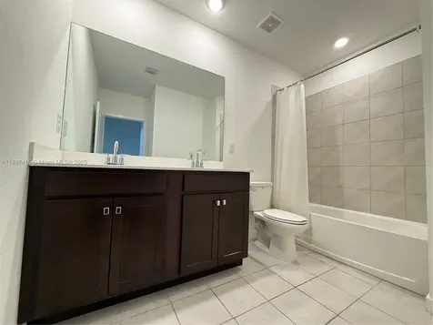 1672 SE 8th Avenue Homestead FL 33034