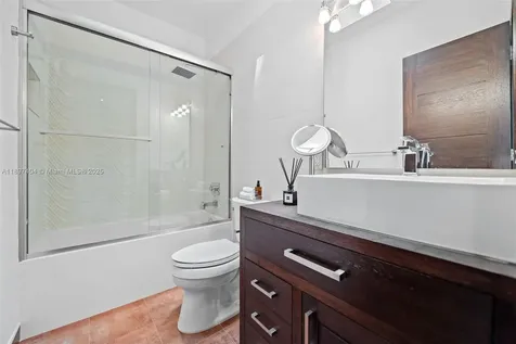 261 Navarre Avenue Coral Gables FL 33134