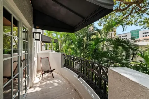 261 Navarre Avenue Coral Gables FL 33134