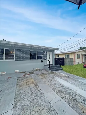 2783 - 2785 SW 33rd Court Miami FL 33133