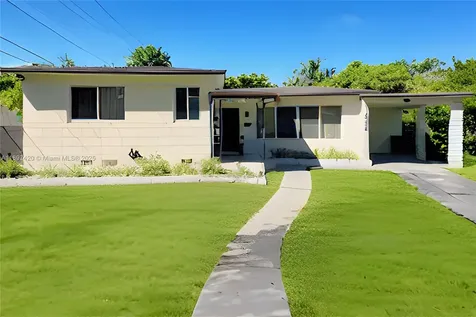 12520 NE 1st Court North Miami FL 33161