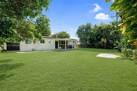12520 NE 1st Court North Miami FL 33161