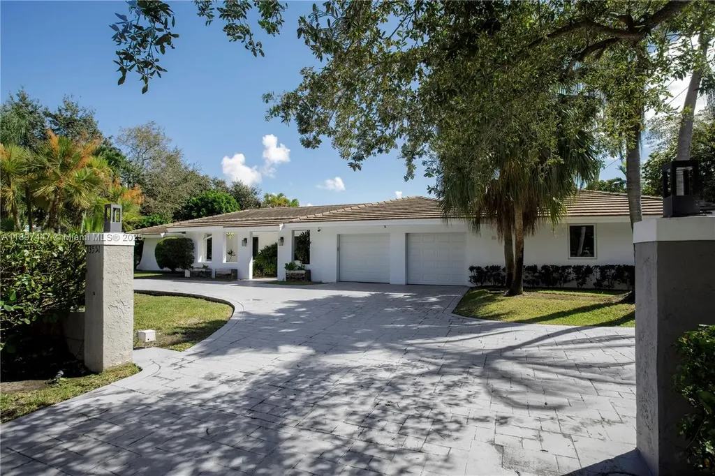 13551 SW 62nd Avenue Pinecrest FL 33156
