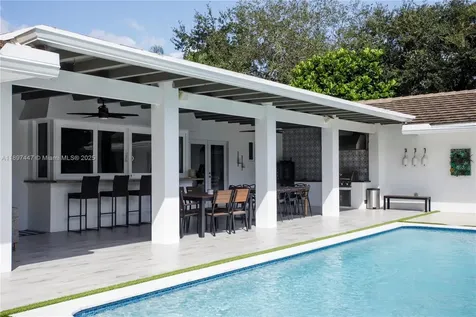 13551 SW 62nd Avenue Pinecrest FL 33156