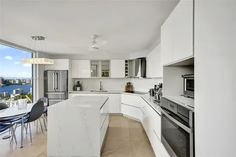 17555 Collins Avenue Sunny Isles Beach FL 33160