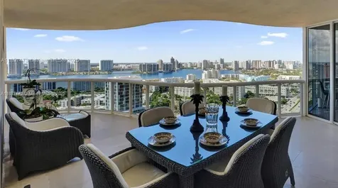 17555 Collins Avenue Sunny Isles Beach FL 33160