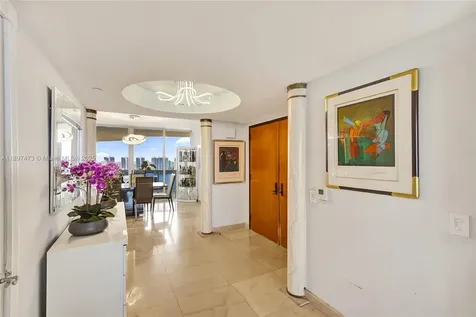 17555 Collins Avenue Sunny Isles Beach FL 33160