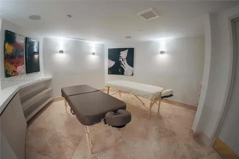 17555 Collins Avenue Sunny Isles Beach FL 33160