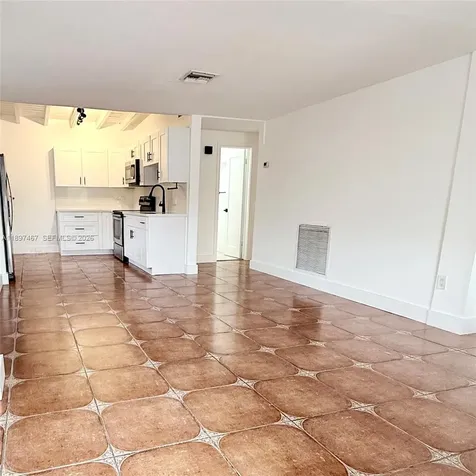 2729 SW 67th Avenue Miami FL 33155