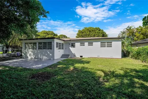 1100 NE 166th Street North Miami Beach FL 33162