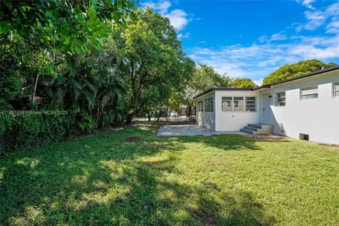 1100 NE 166th Street North Miami Beach FL 33162