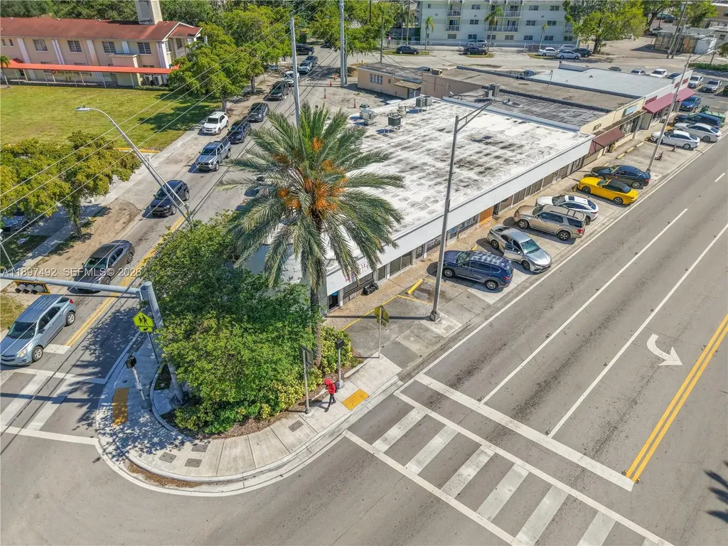 12985 W Dixie Highway North Miami FL 33161