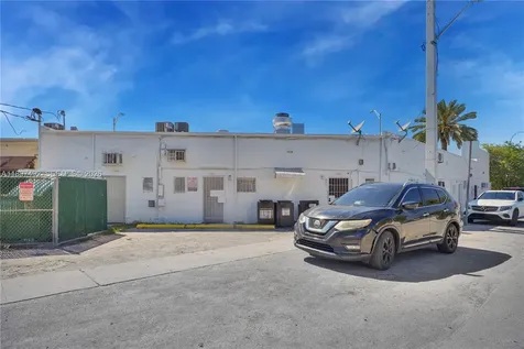 12985 W Dixie Highway North Miami FL 33161
