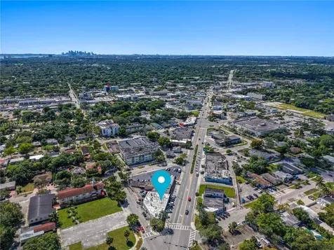 12985 W Dixie Highway North Miami FL 33161