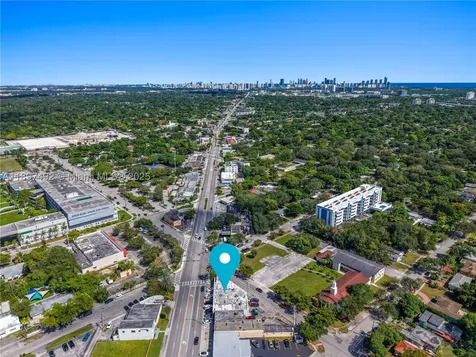 12985 W Dixie Highway North Miami FL 33161