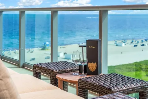 1455 Ocean Drive Miami Beach FL 33139