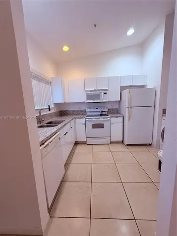 3820 SW 48th Avenue Pembroke Park FL 33023