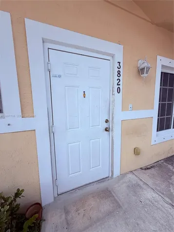 3820 SW 48th Avenue Pembroke Park FL 33023