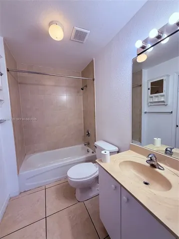 3820 SW 48th Avenue Pembroke Park FL 33023