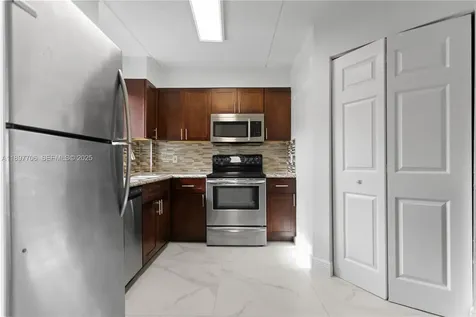 6065 NW 186th Street Hialeah FL 33015