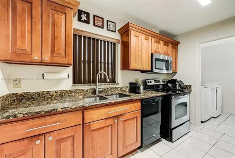 4216 SW 138th Court Miami FL 33175